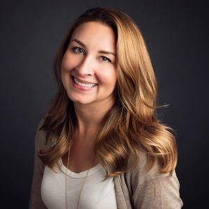 Meet your posher: Chloe Quinn